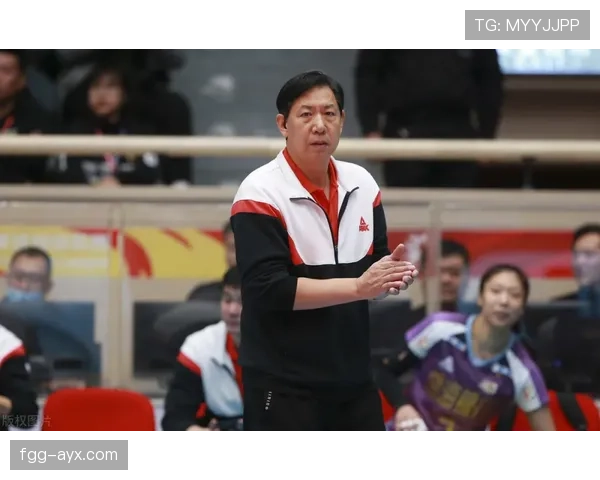 顶级教练风采：揭秘冠军球队背后的制胜之道