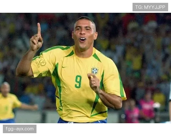 马尔蒂尼：以领导力重塑防线，引领球队稳步前行